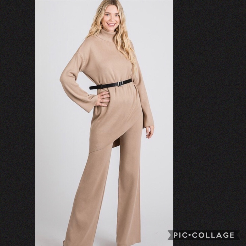 SALE!! Beautiful! Two Piece Sand Color Top & Pants - Picture 4 of 6